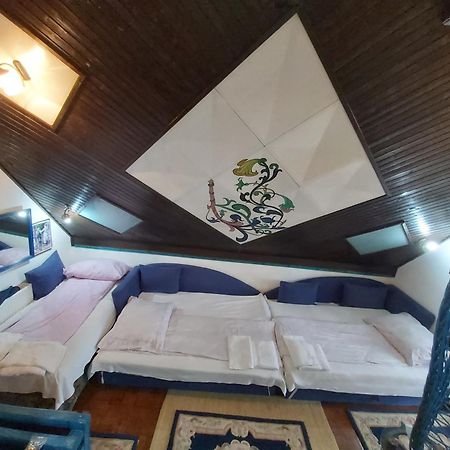 Guesthouse Bajka Vinci Kamer foto