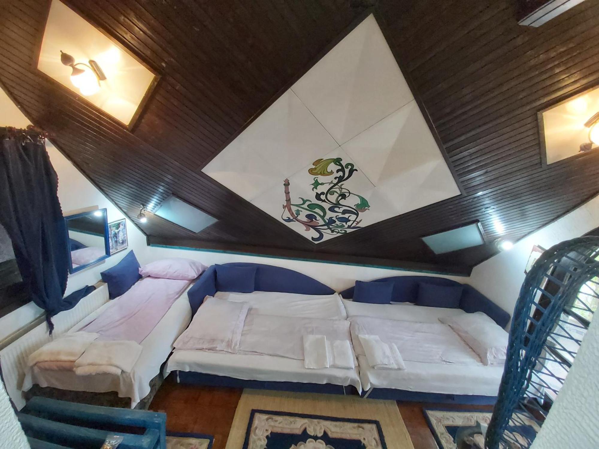 Guesthouse Bajka Vinci Kamer foto